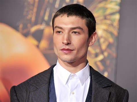 Ezra Miller: การหลุดโลกของนักแสดงฮอลลีวูด!!